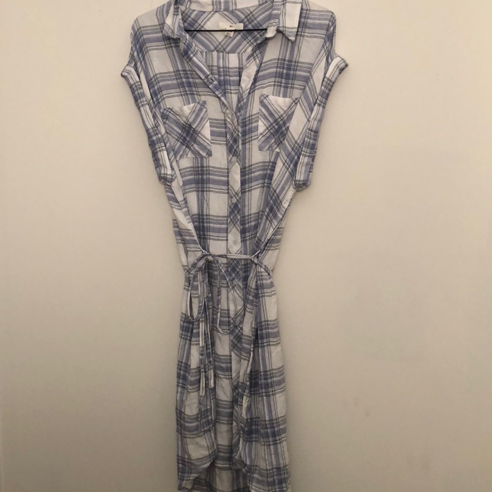 BLUE AND WHITE SUMMER DRESS